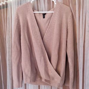 Light pink sweater